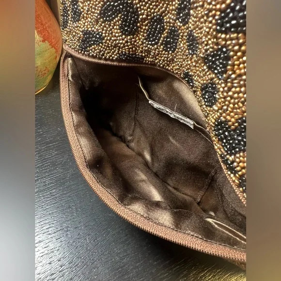 Stunning Vintage Leopard Print Beaded Clutch by Moyna - Picture 8 of 12